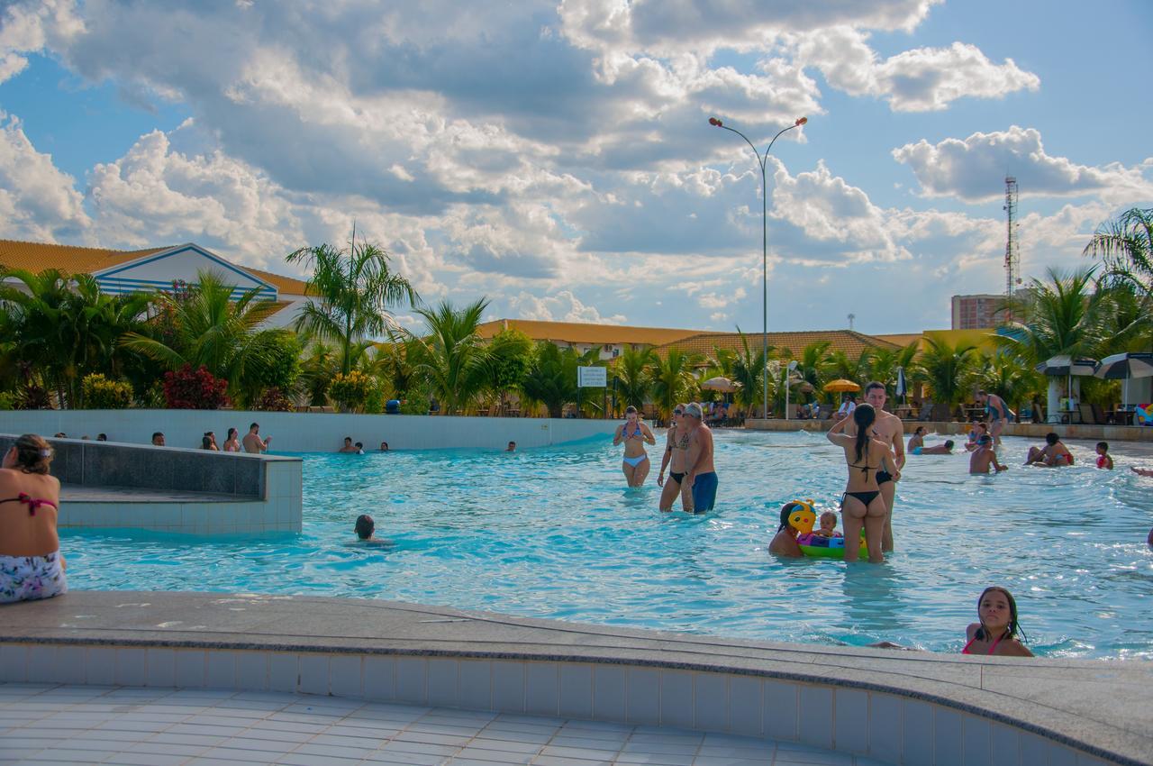Lacqua Di Roma, Com Fogao Geladeira E Parque Aquatico 24H Caldas Novas Εξωτερικό φωτογραφία